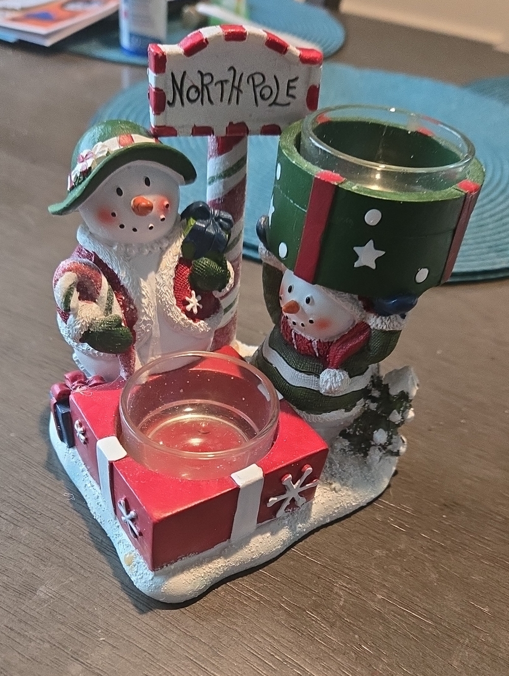 NWT Yankee Candle Festive North Pole Snowman Tea Light Holder - Red & Green